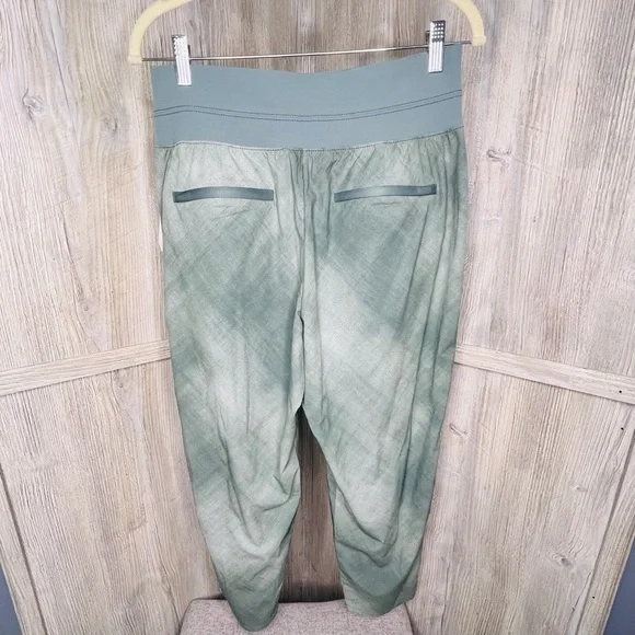 Athleta Nikita Tapered Crop Pants Printed - Picture 5 of 8